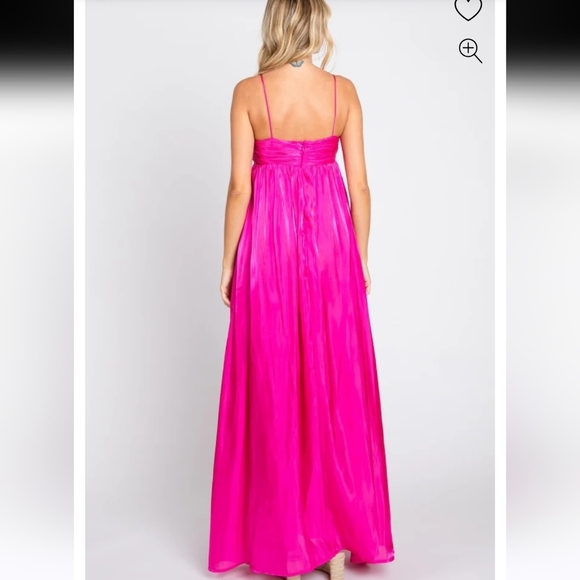 STORIA Fuchsia Sleeveless Front Twist Satin Maxi Dress. Size Medium - Picture 5 of 15